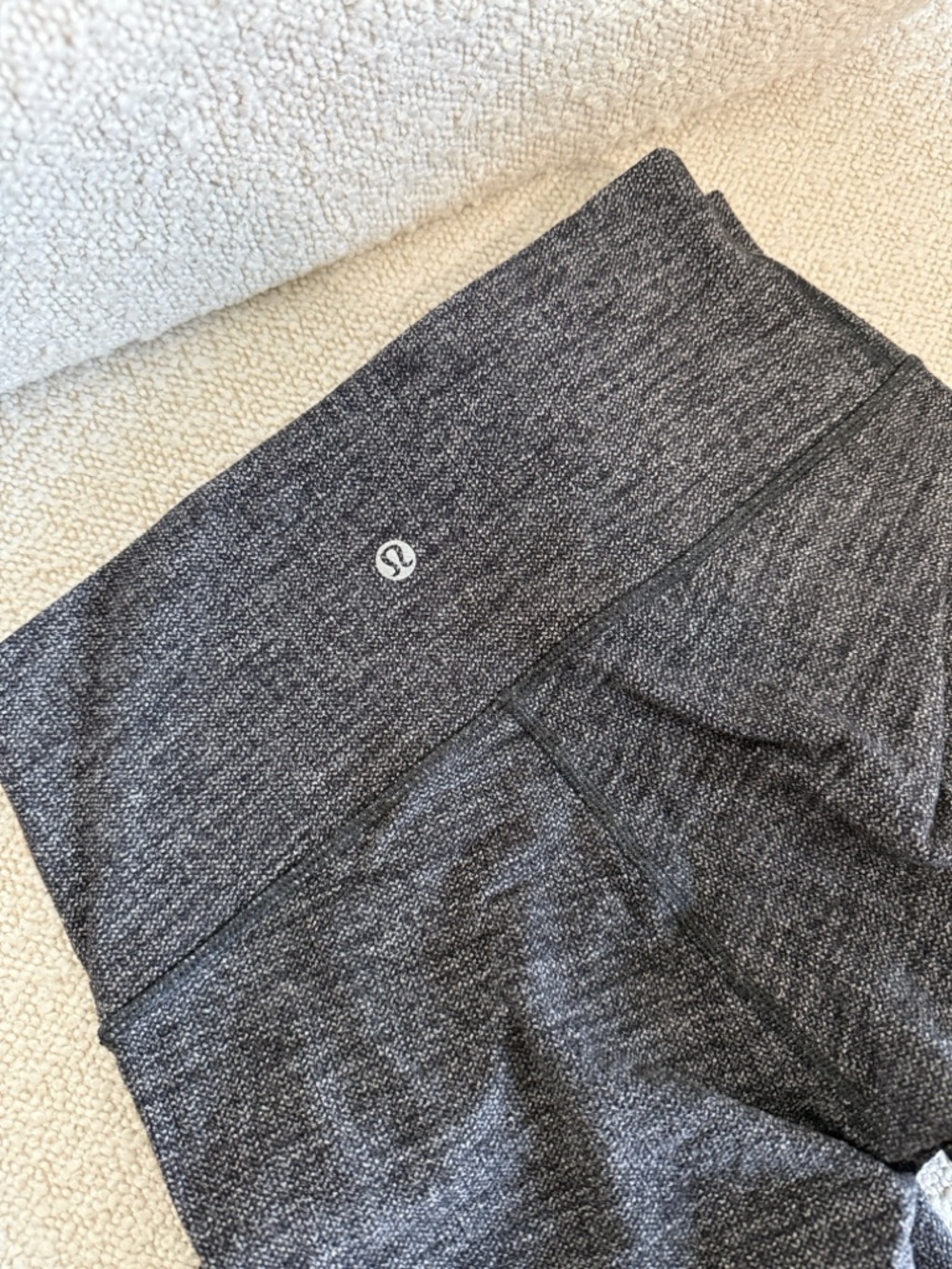 Lululemon Heathered Gray Leggings, Size 6.